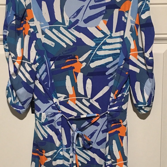 Robert Louis Floral Top Size Large -NEW! - Picture 5 of 5